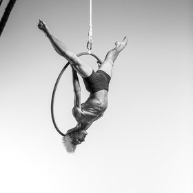 Male hoop 11 — figure reference